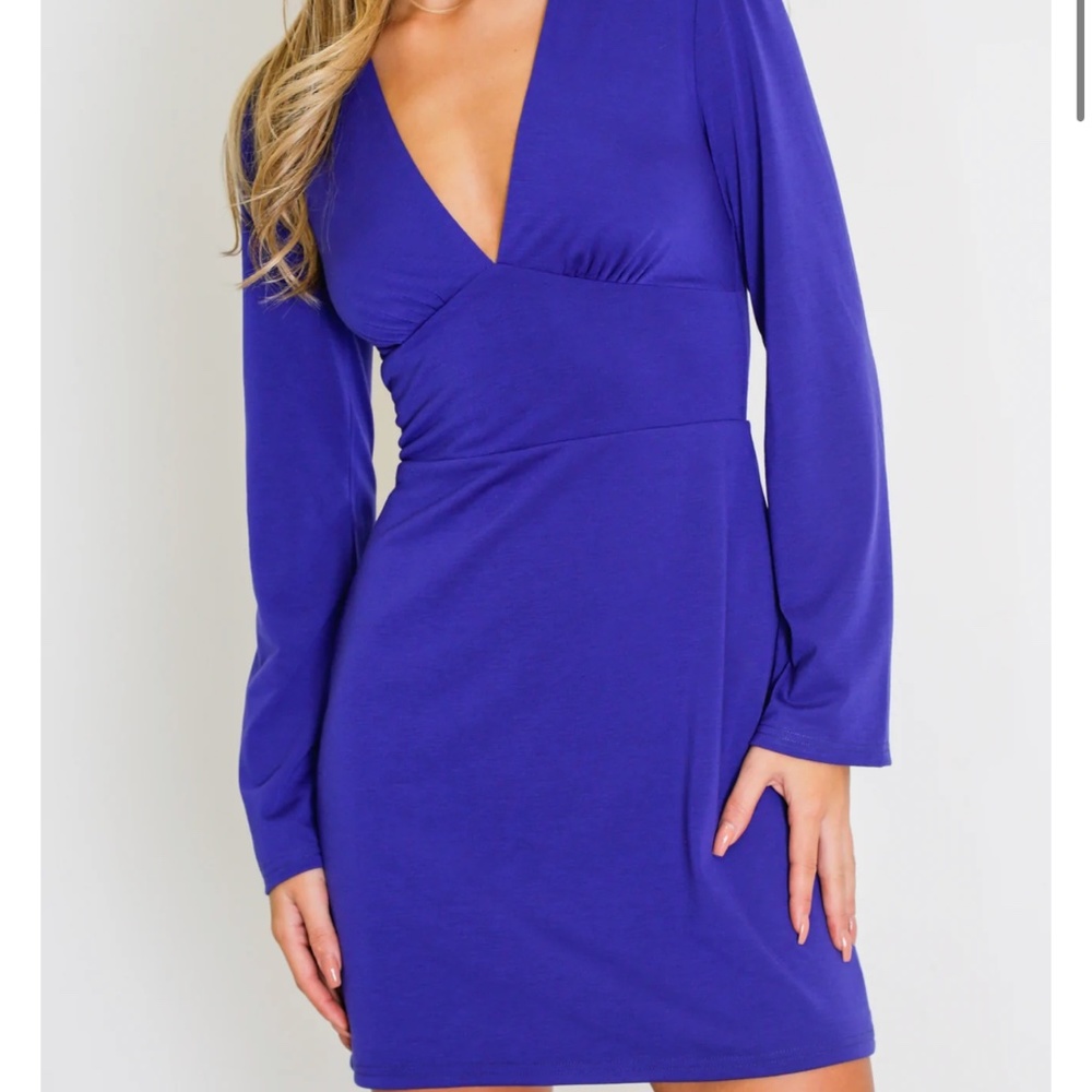 AYM Aster V neck mini dress size S (NWT)